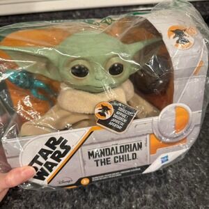 NWT Star Wars The Mandalorian The Child 12" Talking Plush